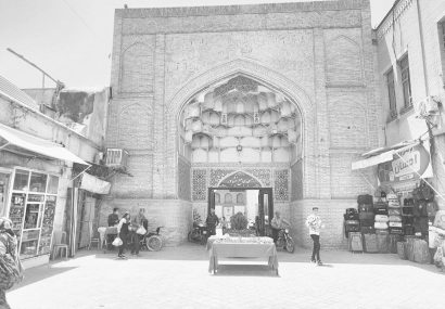 رئیس اداره میراث فرهنگی: سنگ‌فرش کردن حیاط مسجد جامع نیشابور اشتباه بود