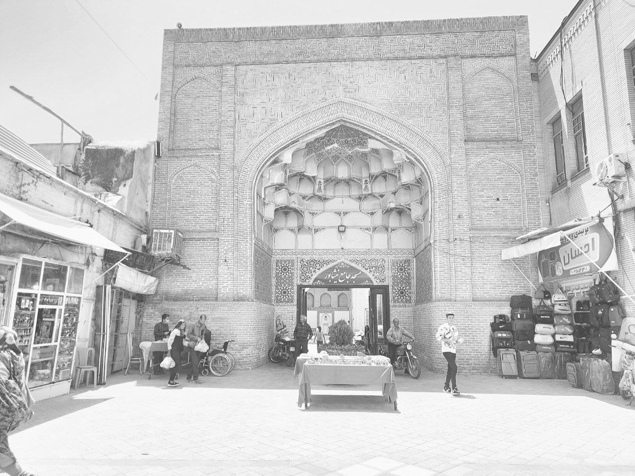رئیس اداره میراث فرهنگی: سنگ‌فرش کردن حیاط مسجد جامع نیشابور اشتباه بود