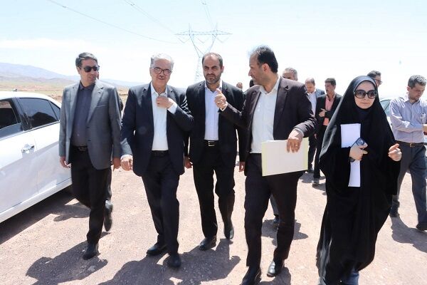 بازدید معاون وزیر راه و شهرسازی از اراضی پیشنهادی طرح نهضت ملی مسکن در نیشابور