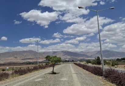 فرماندار: زمین‌های جاده باغرود باید از بلاتکلیفی خارج شود