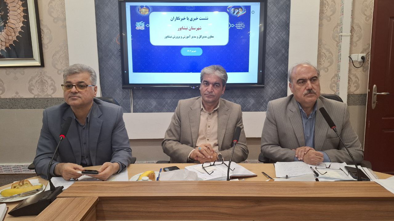 گروگان‌گیری کارنامه دانش‌آموزان و گزینش نیروهای بدون تخصص