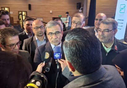 تکذیب ادعای مدیر کل ورزش توسط استاندار تکذیب ادعای مدیر کل ورزش توسط استاندار